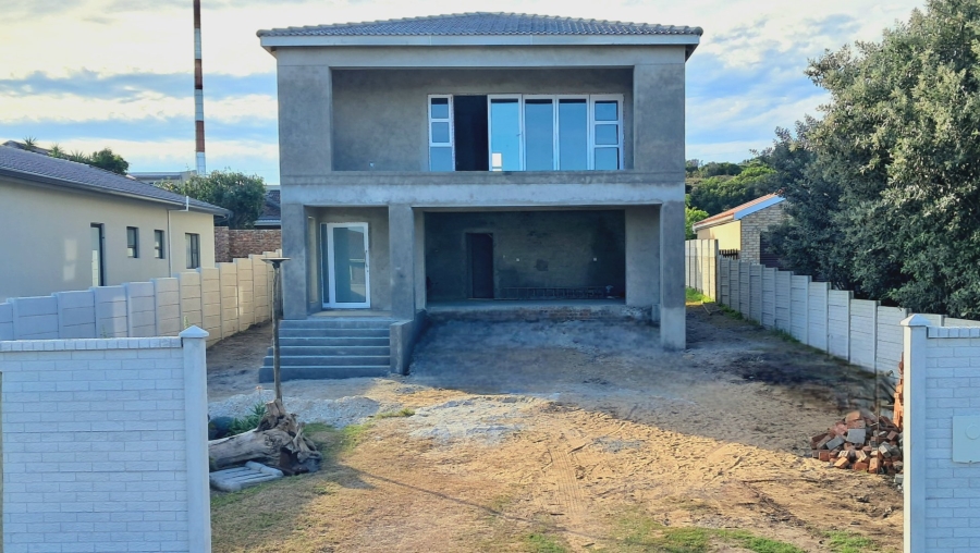 3 Bedroom Property for Sale in Seaview Eastern Cape